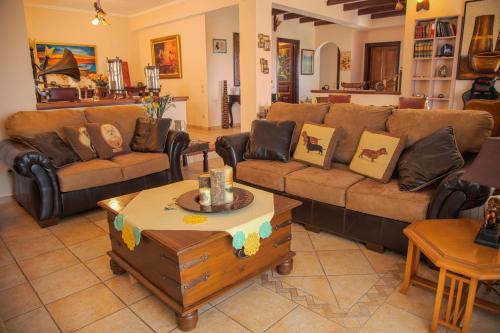 Doukades House | Villa Emily, soothing experience, perfect getaway