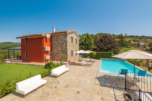Sarzana Villa | Villa Emozione