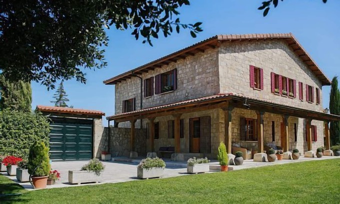 Vivar del Cid Cottage | Villa Encidna. Cottage for 14 people