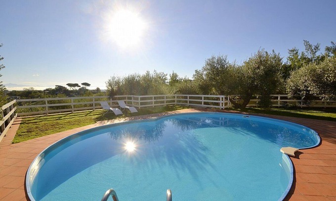 Zona LIV La Giustiniana Villa | Villa Eos: A welcoming two-story villa surrounded by the greenery, with Free WI-FI.