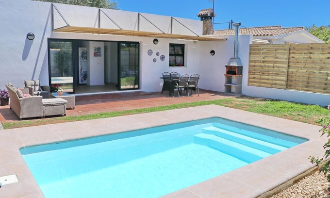 Chiclana de la Frontera Ski Chalet | Villa Isla Papua in Chiclana