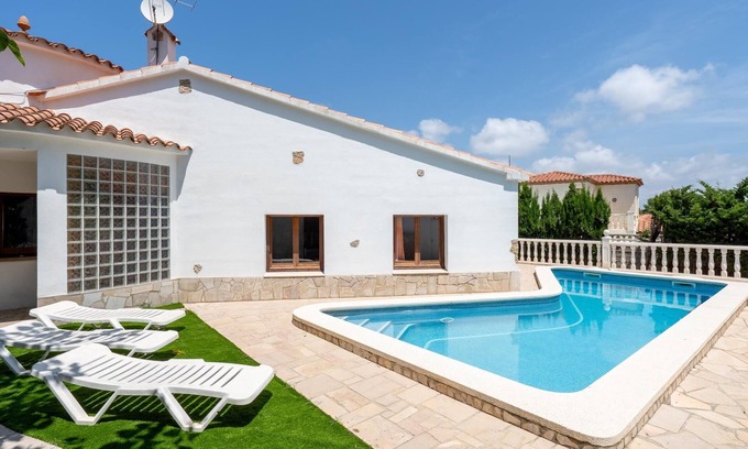 Vandellos i l'Hospitalet de l'Infant Villa | Villa in quiet area with private pool, 10min beach and center