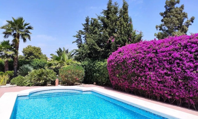 San Vicente del Raspeig Villa | Villa with Private Pool in Alicante/BBQ/Fitnesscenter/Sauna