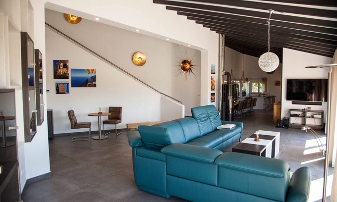 Andraitx House | Villa Esperanza for 6-8 people, with a private pool and a secluded view