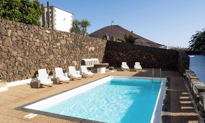 Tahiche Bed & Breakfast | Villa Estrella Polar