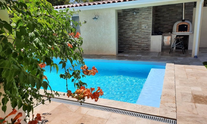Montarnaud Cottage | Villa et Dépendance Avec Piscine Privée