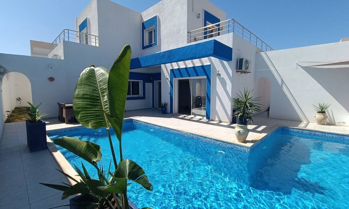 Djerba Villa | Villa Evasion Djerba with swimming pool ideal for families 6 km from the beach