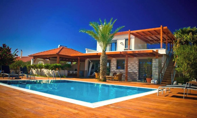 Gennadi Villa | Villa Fenia – Five Star, Private, Spacious Seafront Villa With Private Pool.