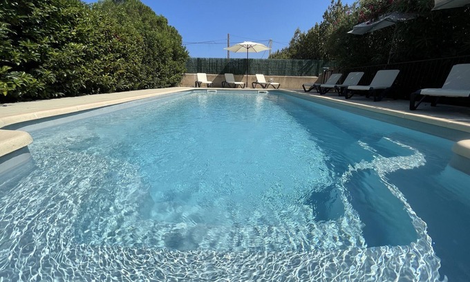 Aleria Villa | Villa FIORA for 4 people, shared pool between sea and mountains