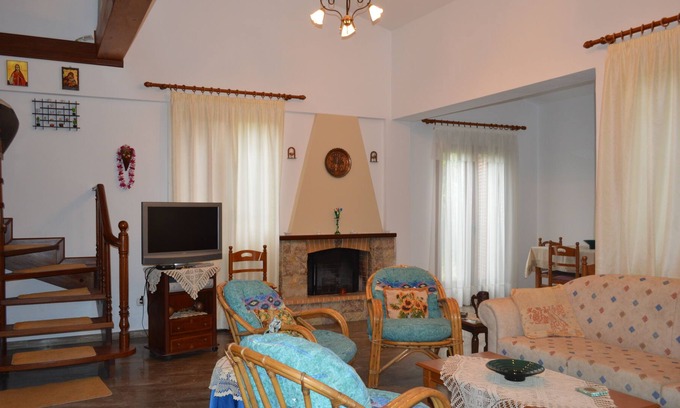 Alikianos House | Villa Flora