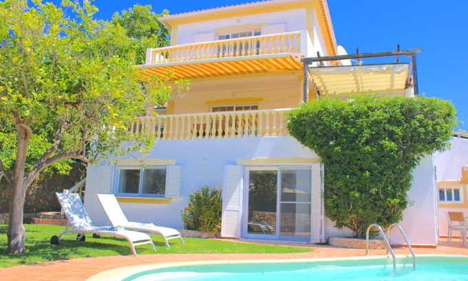 Mato Serrao Villa | Villa Flores