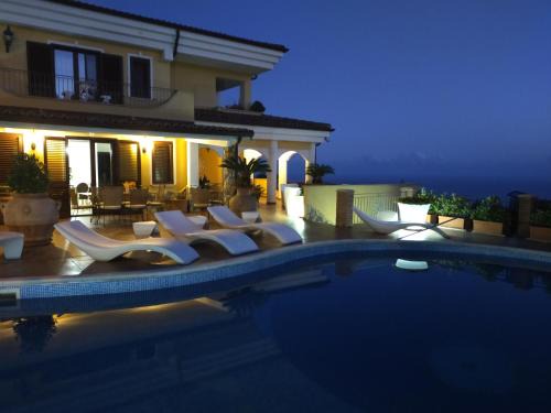 Paola Bed & Breakfast | Villa Fontana Saia