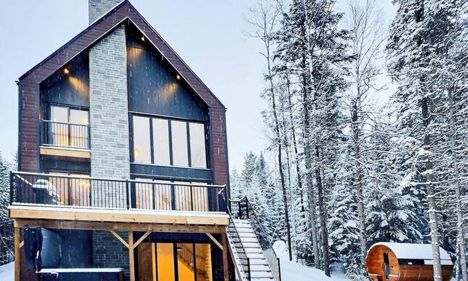 Saint Come Cottage | Villa Forêsta Ski, Spa & Sauna