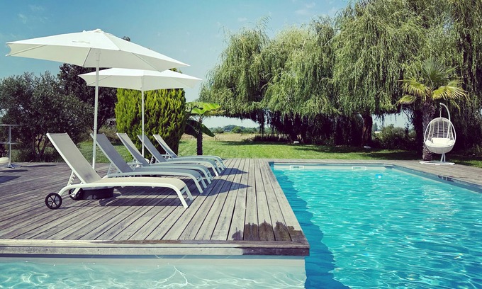 Genissac Villa | Villa for 10 persons near Saint-Emilion & Bordeaux