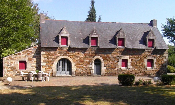 Saint-Dolay House | villa for 17 people with swimming pool at the gates of the Gulf of Morbihan