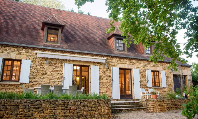 Limeuil Villa | Villa for 6-10 people with pool in Dordogne, close to all amenities
