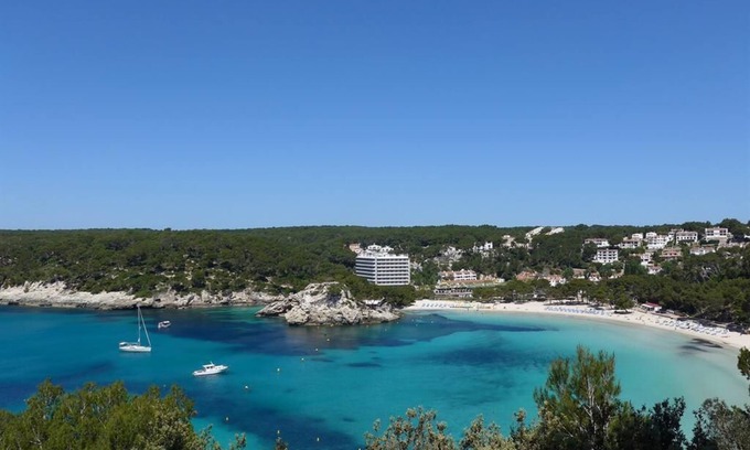 Cala Galdana Ski Chalet | Villa for 6 people with parking and private pool.