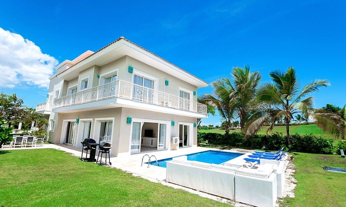 Bavaro Villa | Villa Fortuna Iberostar private pool, Bavaro beach, golf club, Wi-Fi