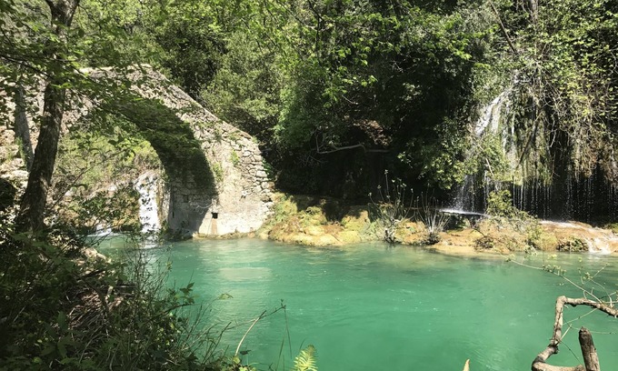 Saint-Cezaire-sur-Siagne House | Villa Mitoyenne Entre mer et Montagne au Calme Nichée Dans la Nature