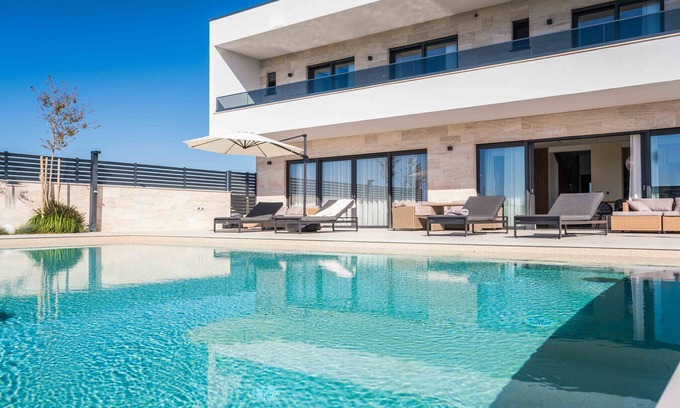 Velim Villa | Villa Freedom