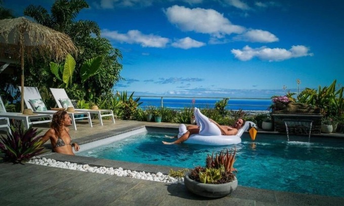 Saint-Paul Bed & Breakfast | VILLA GARRIGA: Double Room - Sea View