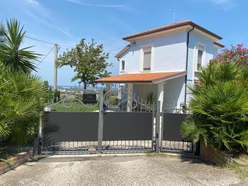Gradara Villa | Villa Gennari vista mare