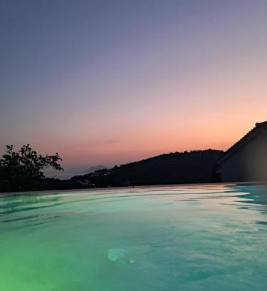 Troulos Villa | Villa George in Skiathos