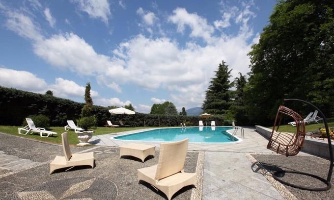 Azzate Bed & Breakfast | Villa Ghiringhelli