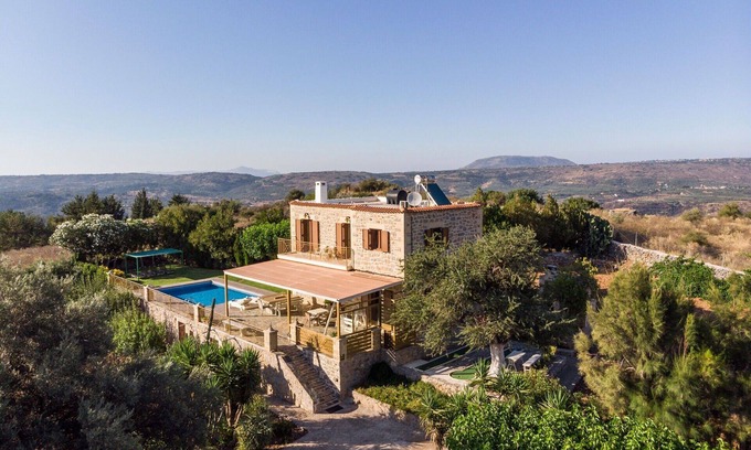 Embrosneros Villa | Villa Gianna - Vacation Villa rental with private pool in Crete
