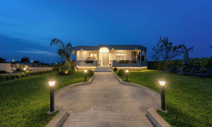 Theologos Villa | Villa Giota Luxury Living
