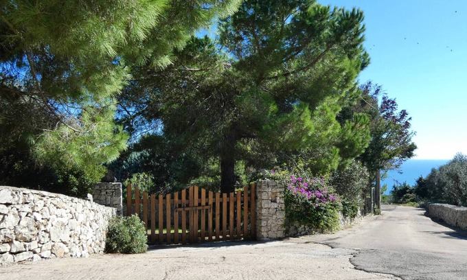 Marina di Novaglie Villa | Villa Giulia - Immersa Nella Natura Vicino Al Mare