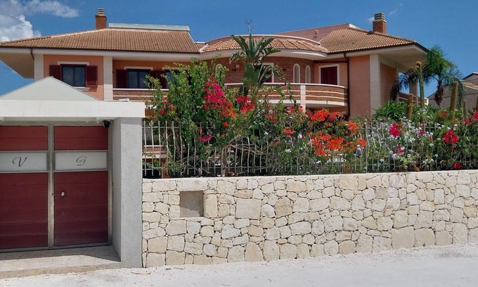 Tiche Bed & Breakfast | Villa Giulia - Perla Marina