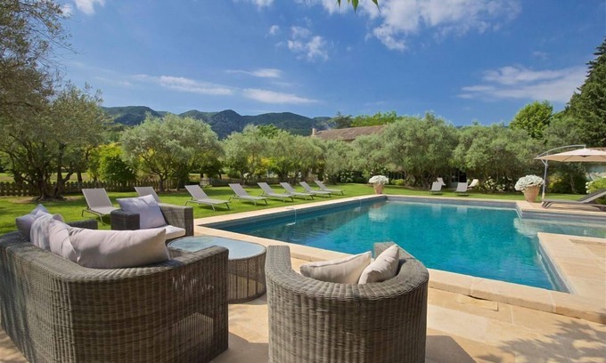 Oppede Villa | Villa Glycine - Six Bedroom Villa, Sleeps 11
