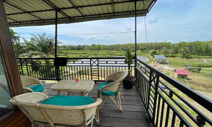 North Padang Lawas Villa | Villa Gomburan Pakkat Lestari