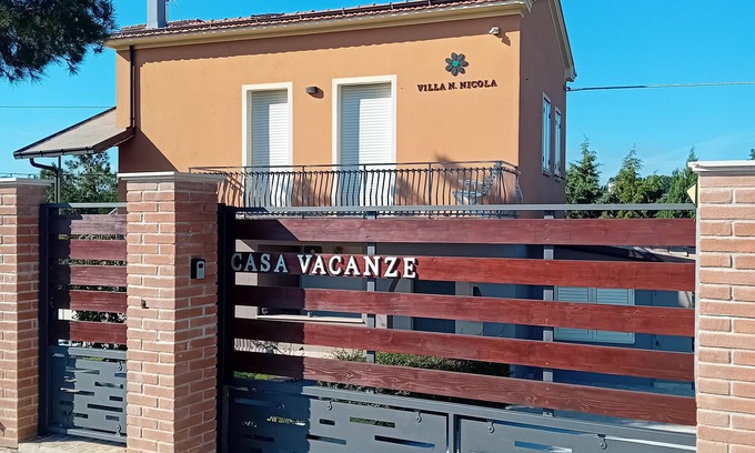 Montenero di Bisaccia House | VILLA GRANDPA NICOLA