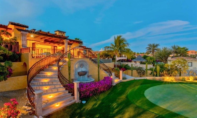 Los Cabos Villa | Villa Gracia 5Bdrm Turn Key Rental With Staff Services At A Discounted Rate!