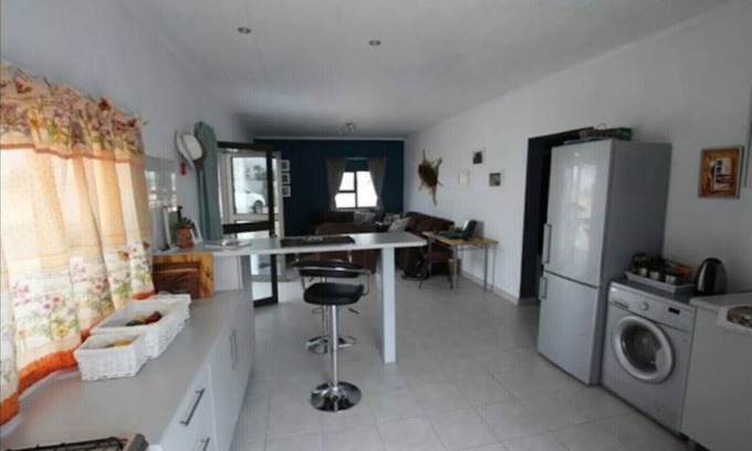 Ongwediva Bed & Breakfast | Villa Graf Guest House - suite 6