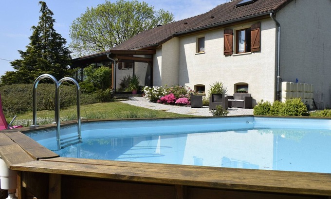 Graye-et-Charnay House | Villa Graye-et-Charnay, 3 bedrooms, 8 persons