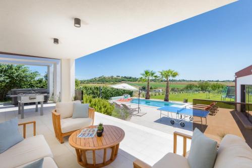 Sikici Villa | Villa GROFICA - luxury and romance with heated pool, jacuzzi, tavern and proximity to the sea, Pula - Istria