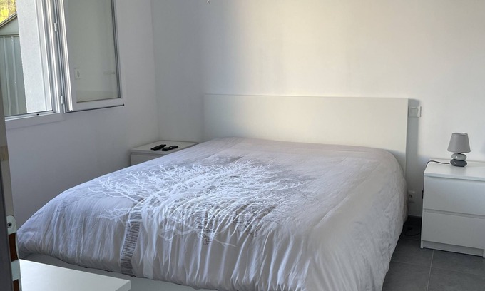 Parentis-en-Born House | Villa guy Pres des Lacs