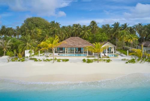Dhiffushi Resort | Villa Haven Resort Maldives - 50 Percentage Off Seaplane for 4 Nights and Above