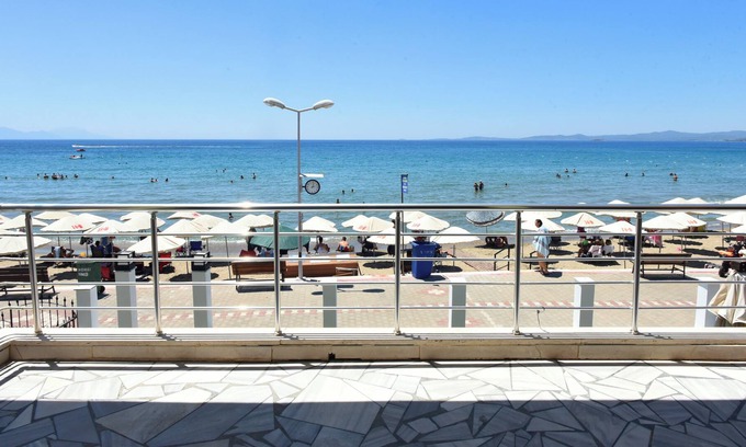 Ozdere Villa | Villa Helios - beachfront spacious duplex