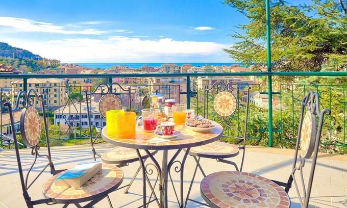 Levanto Apartment | Villa Helvezia - Very large apartment with panoramic terraces, near the centre and beach
