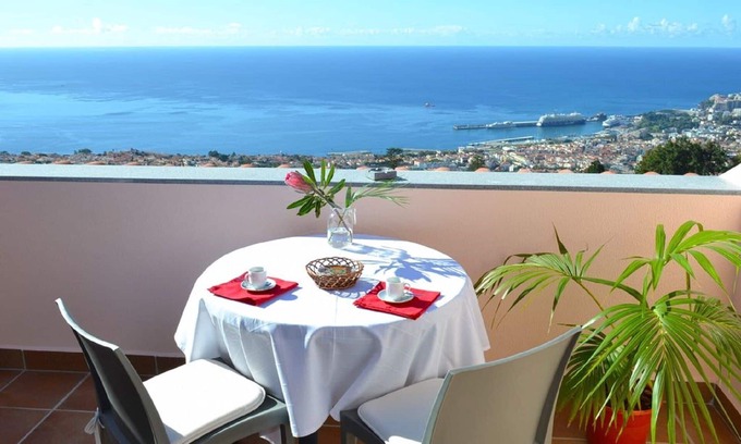 Santa Maria Maior Apartment | Villa Henriques - DREAM view apt