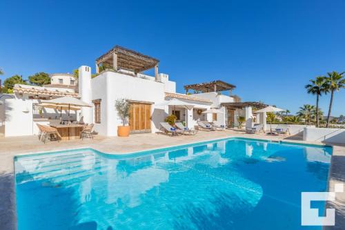 Moravit Villa | Villa Herina 6 - Grupo Turis