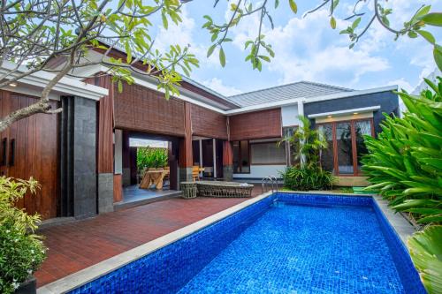 Kediri Villa | Villa Hua Wu Fei Yan
