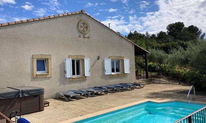 Montbrun-des-Corbieres Villa | Villa in Montbrun near Canal du Midi