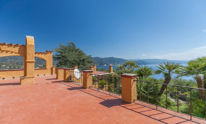 Santa Margherita Ligure Villa | Villa il Sogno in the Park of Mount Portofino