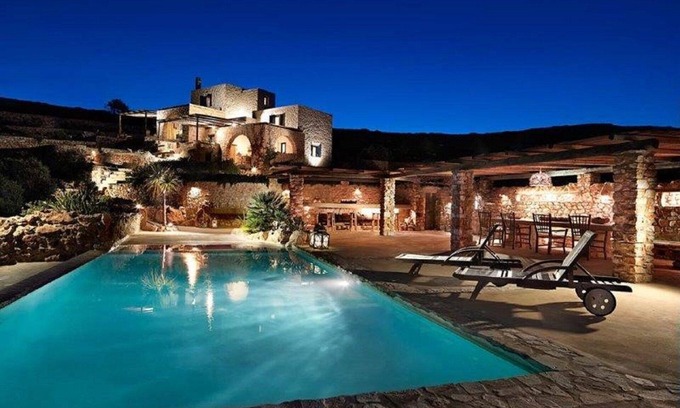 Krotiri Villa | Villa 'IANOS' Infinity Pool, Jacuzzi, Steam Bath & Vineyard