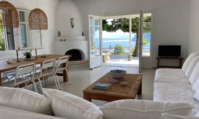 Skopelos Villa | Villa Icelle Skopelos Town Sea View Swimming Pool